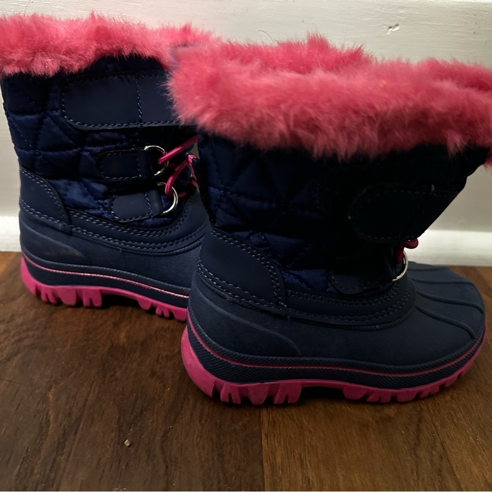 Target Toddler Girl snow boots size 5/6